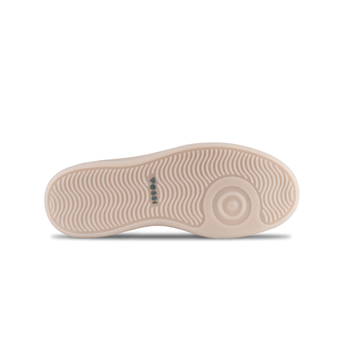 Courtside-OffWhite_Lagoon-Sole-Transparent-WithShadow_52a45887-ba24-4445-9993-53e20ce9f17a-1.png