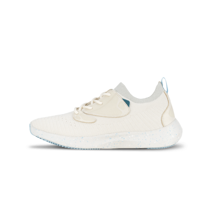 EverydayMove-HorizonCream-LeftSideView-Transparent-WithShadow.png