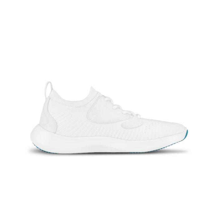 EverydayMove-PolarWhite-SideView-Right-Transparent-WithShadow.png