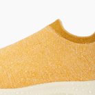 EverydayMove-Slip-On-Oasis-Detail-Water-Midoptimized_ee754f45-118f-42b7-a5cb-a13592fcbc86.jpg