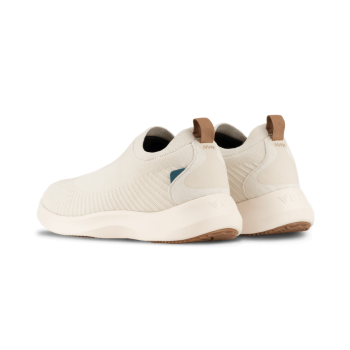 EverydayMoveSlip-On-LinenBeigeonGum-BackView-Transparent-WithShadow_e71e1c75-551d-4a3d-961f-f0ea5ef0fbfa.png