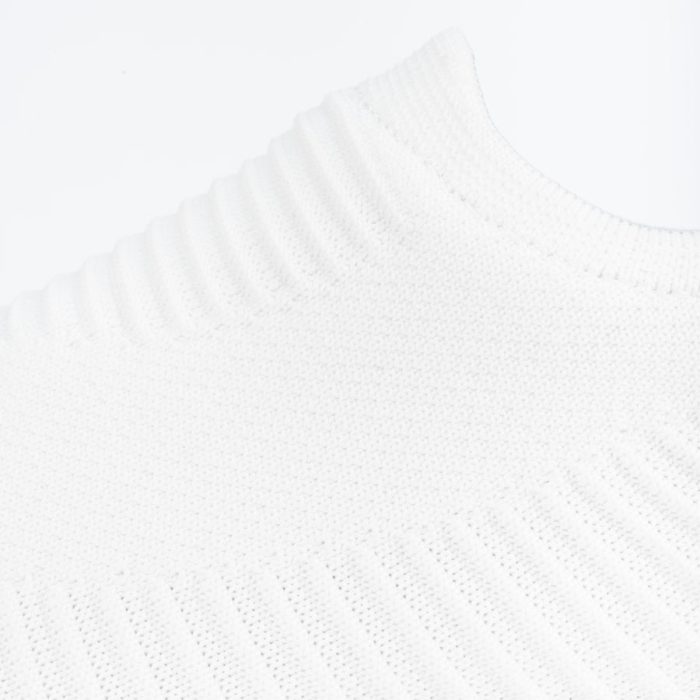 EverydayMoveSlipOn-White-DetailShot-Dry-Mid_41ab2fa2-65af-43c7-a7ad-f679aa533d8b.jpg