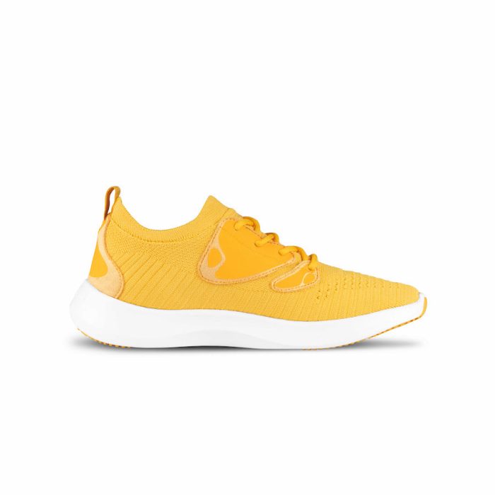 EverydayMove_HoneyYellow_RightSideView_WhiteBG_WithShadow_3b2914f2-e413-4818-a7a0-58867804683f.jpg