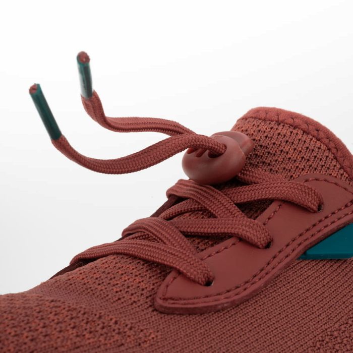 KidsWeekend_RGB_SunriseRed-Detail-Laces1.jpg