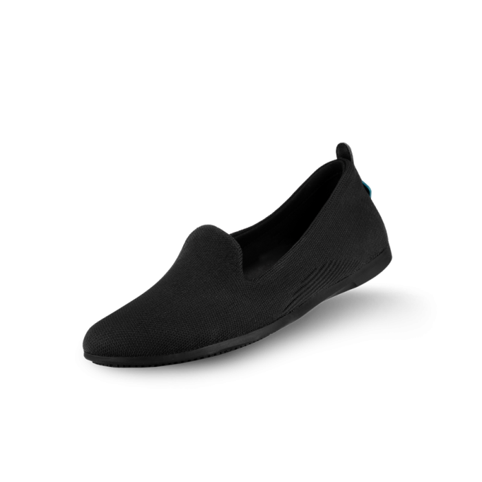 MarketFlat-Black-3_4View-Transparent-WithShadow.png