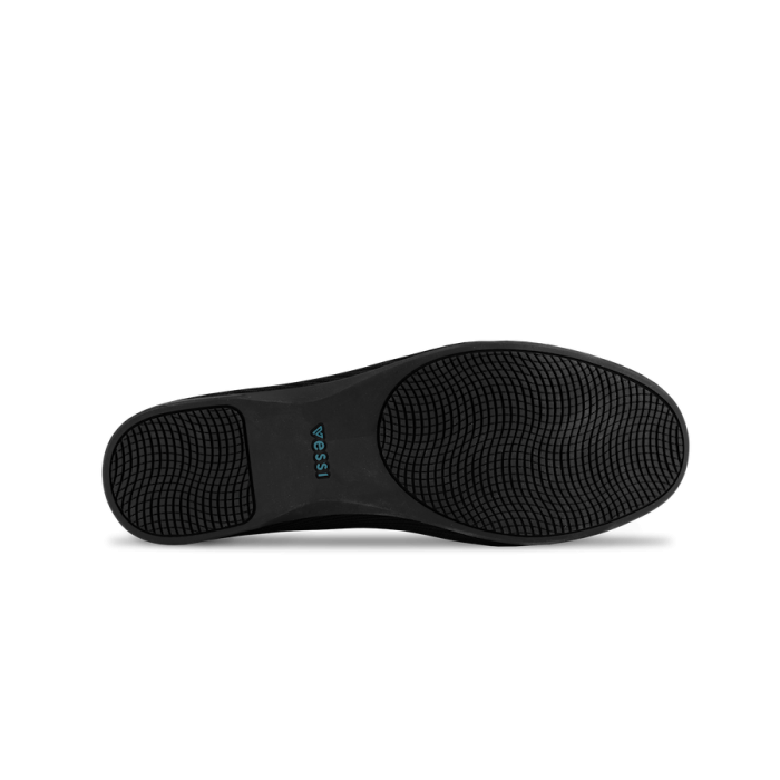MarketFlat-Black-Sole-Transparent-WithShadow.png