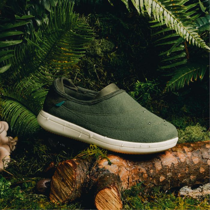 Optimized400-SundaySlippers_SpruceGreen.jpg
