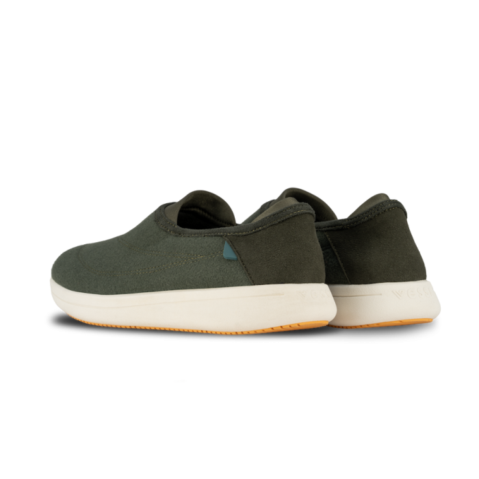 Optimized_SundaySlipper-SpruceGreen-BackView-Transparent-WithShadow_aabefb29-77c1-4a2c-9953-21723d659c39.png