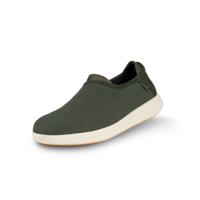 Optimized_SundaySlipper-SpruceGreen-_View-Transparent-WithShadow_6f330780-2d29-4961-8f26-825483bcb8fe.png