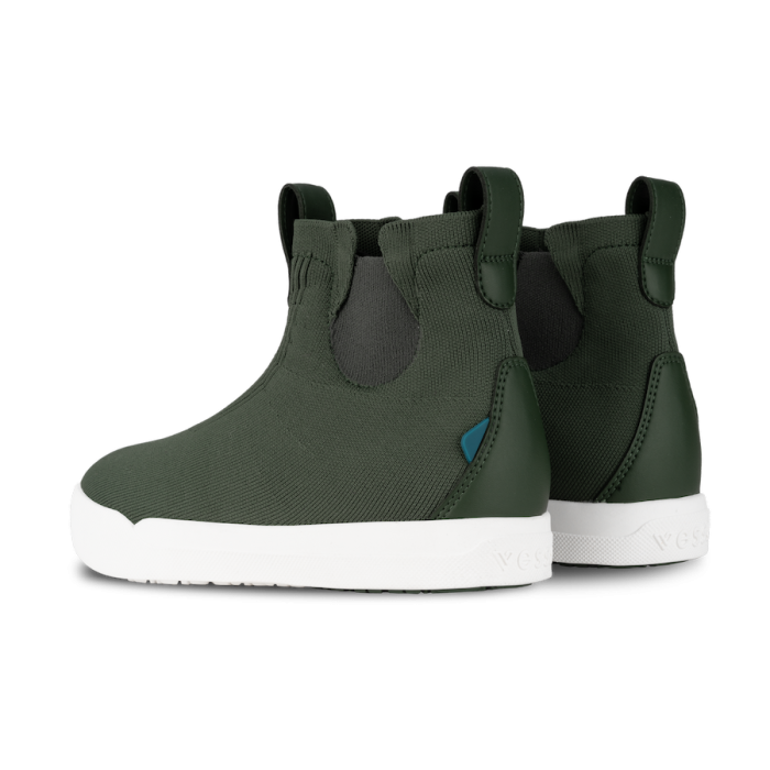 Optimized_WeekendChelseaBoots-SpruceGreen-BackShot-Transparent-WithShadow.png