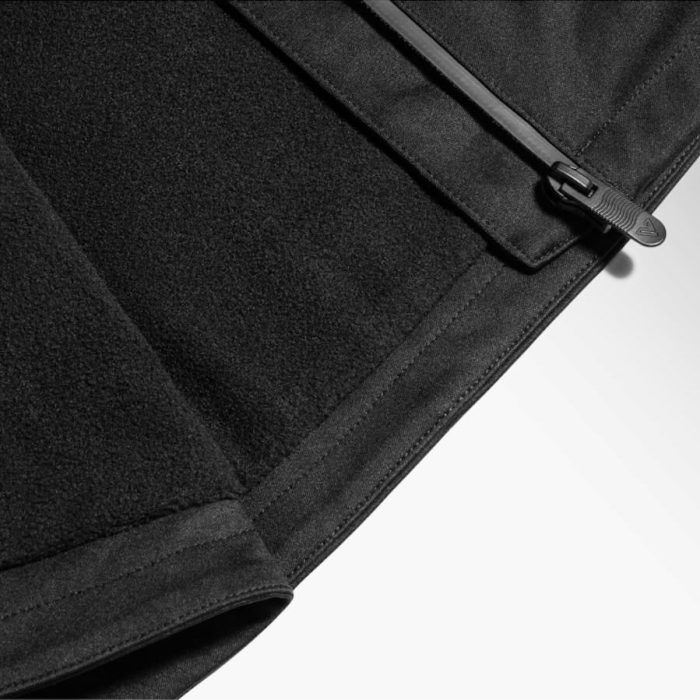 Overcast2-Black-Details2_560c6b5a-7d4d-484e-924a-cc156c283237.jpg