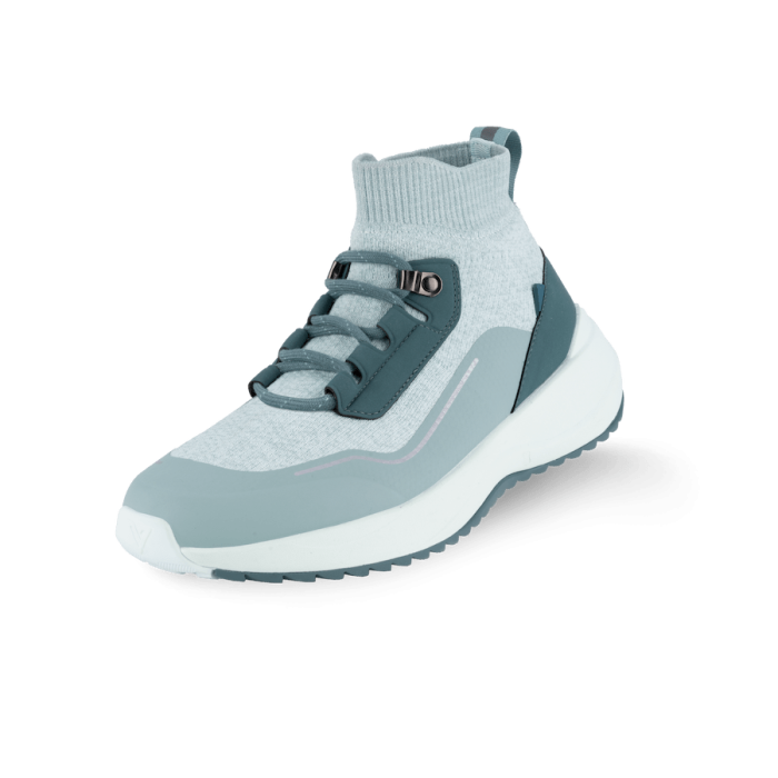 Stormburst-Dew_Stream-3_4View-Transparent-WithShadow.png