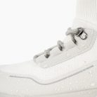 Stormburst-DuneBeige-DetailShot-Water-Midoptimized.jpg