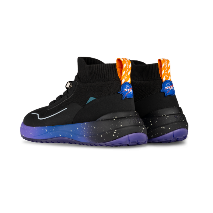 Stormburst-NASA-BackView-Transparent-WithShadow.png