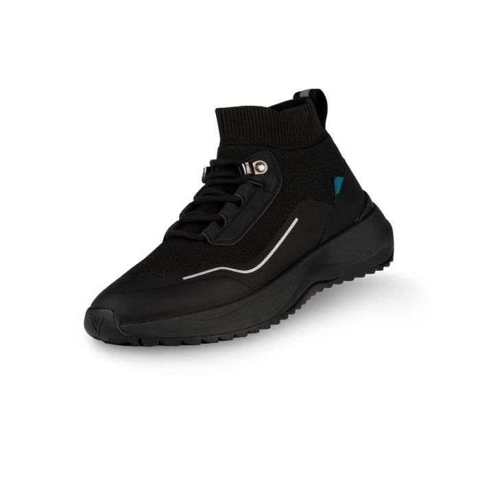 Stormburst-SpaceBlack-3_4View-Transparent-WithShadow_869bb246-7f3f-40d3-adfa-300b1f549edf.png