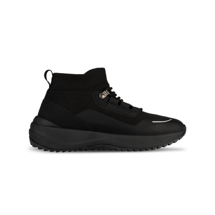 Stormburst-SpaceBlack-RightSideView-Transparent-WithShadow.png
