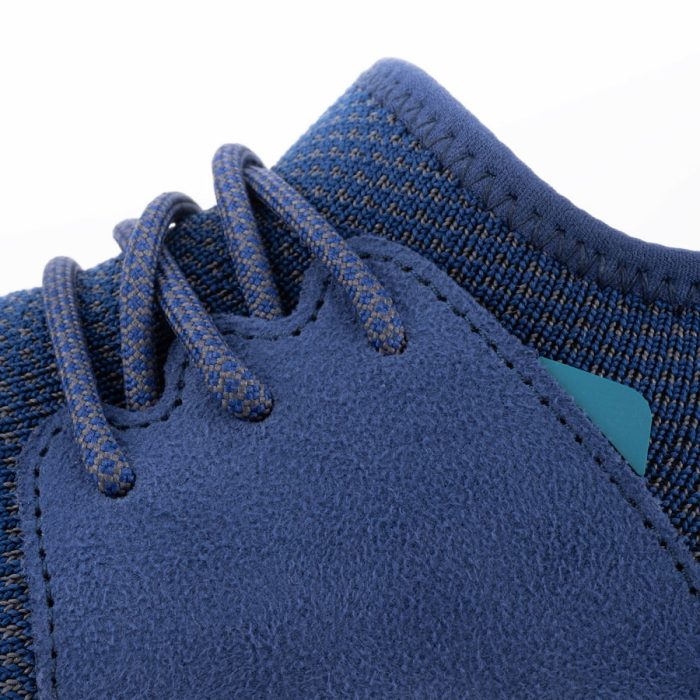 WHITEBGEverydayClassic-MarineBlue-DetailShot-Mid_b44fd439-6472-473d-87a8-7918fac67e69.jpg