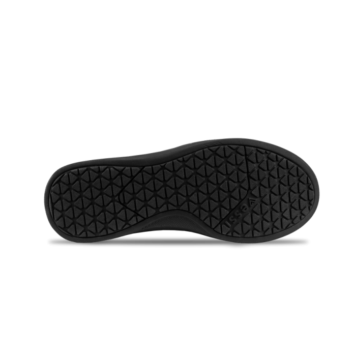 Weekend-SpaceBlack-Sole-Transparent.png