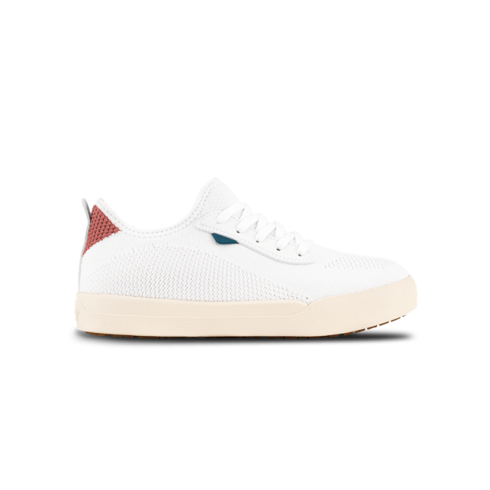 WeekendCanyonPink-SideView-Left-Transparent-WithShadow.png