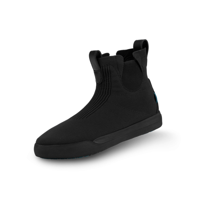 WeekendChelseaBoot-AllBlack-3_4View-Transparent-WithShadow_8aa2469d-785f-43fb-8e6d-0631ea5df4e6.png