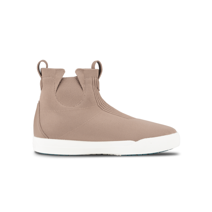 WeekendChelseaBoot-Black-FrontView-Transparent-NoShadowWeekendChelseaBoot-Brown-RightSideView-Transparent-WithShadow-1.png