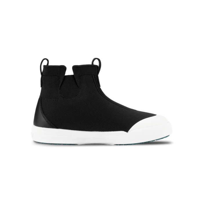 WeekendChelseaKid_sBoots-Black-RightSideView-Transparent-WithShadow.png