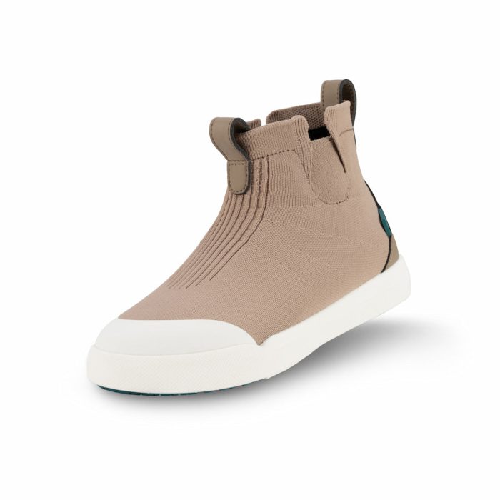 WeekendChelseaKid_sBoots-Brown-3_4View-WhiteBG-WithShadow-1.jpg