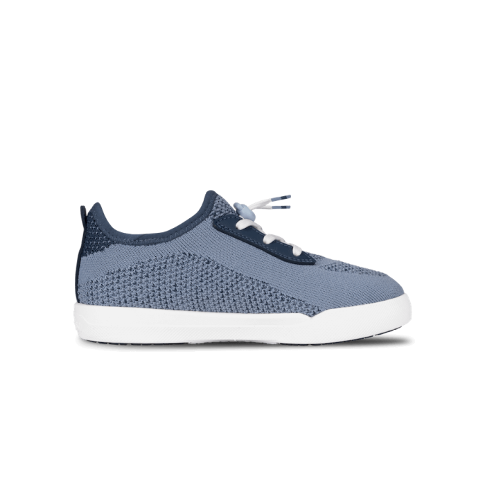 WeekendChelseaKids-Tidal-RightSideView-Transparent-WithShadow_d255f26a-3553-49a5-a910-f0c3665abc93.png