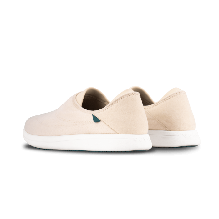 WeekendCozySlippers-Beige-BackView-Transparent-WithShadow_f33cbdb5-c683-4f62-bfc5-53f1f2a5772d.png