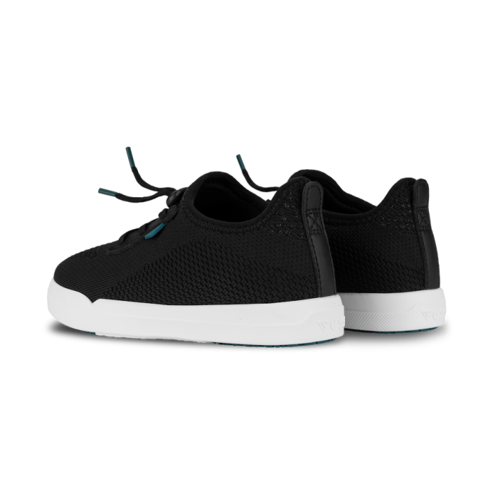 WeekendKids-AsphaltBlack-BackView-Transparent-WithShadow.png