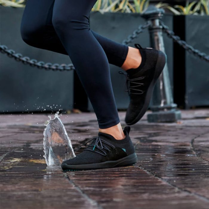 w-allblack-cs-pdp.jpg